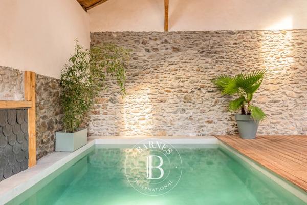 Sciez, Maison 5 Chambres -  304 m² à vendre