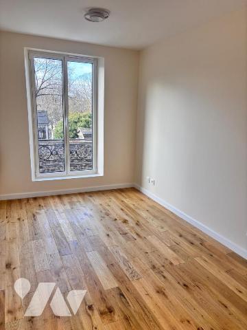 Caulaincourt maison de 110m² en R+2+SS refaite à neuf