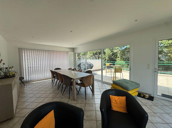 Maison Saint Georges De Didonne 10 pièce(s) 220 m2