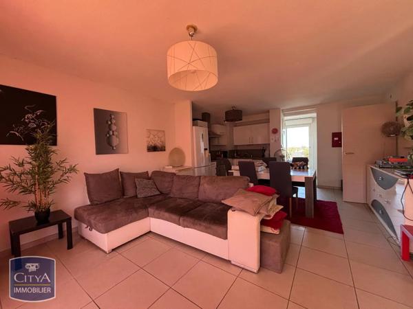 Appartement à louer 4 pièces 79.13m² Boujan-sur-Libron (34760)