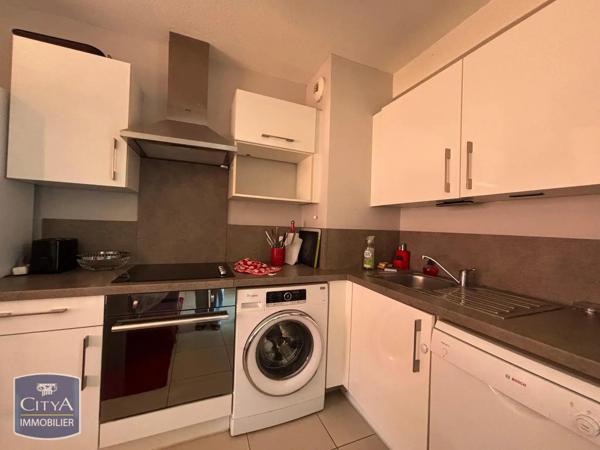 Appartement à louer 4 pièces 79.13m² Boujan-sur-Libron (34760)