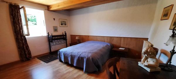 Maison à Agonac, 24460 - 3 pièces 150m²