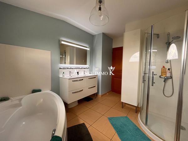 BUXEROLLES - Maison T6 dans un secteur calme , Buxerolles
