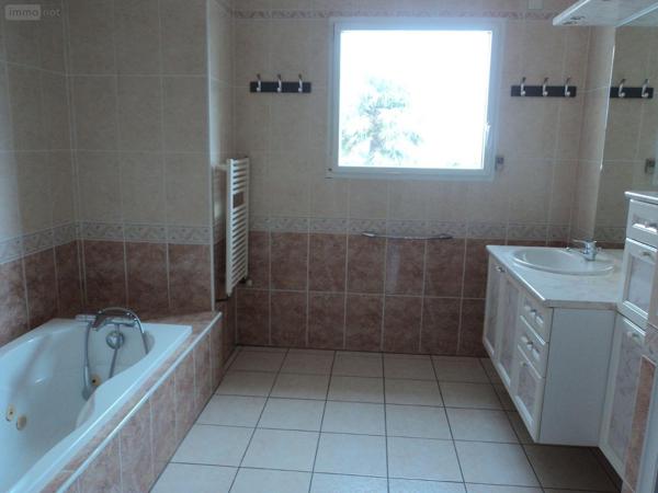 Maison à vendre à Saint-Quay-Perros dans les Côtes-d'Armor (22700), ref : 0001218