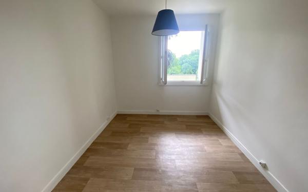 Appartement à vendre    4 pièces • 59 m2 Talence