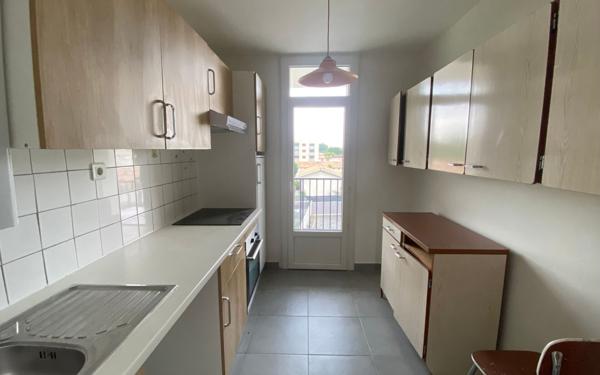 Appartement à vendre    4 pièces • 59 m2 Talence