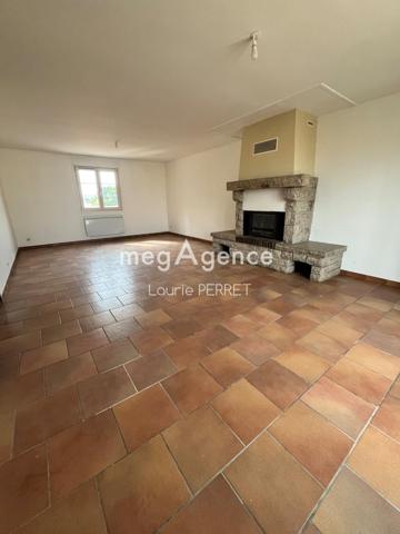 Maison à CHARNY OREE DE PUISAYE, 89120 - 5 pièces 132m²