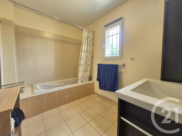 Maison à vendre  5 pièces - 197,02 m2 ST GEORGES DE RENEINS - 69