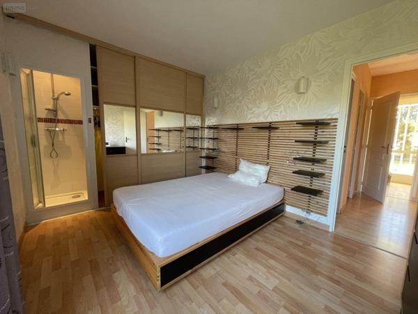 Maison individuelle à vendre à Nueil-les-Aubiers dans les Deux-Sèvres (79250), ref : AGM 60*