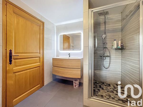 Maison à vendre 6 pièces 260 m² Mieussy