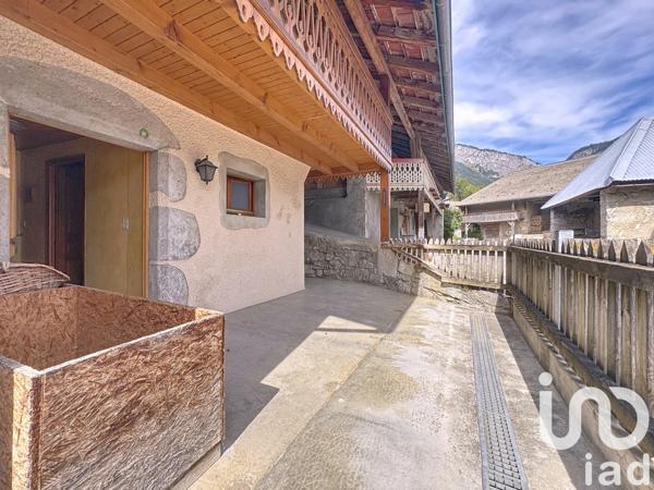 Maison à vendre 6 pièces 260 m² Mieussy