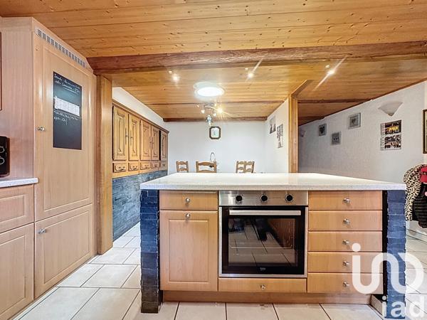 Maison à vendre 6 pièces 260 m² Mieussy