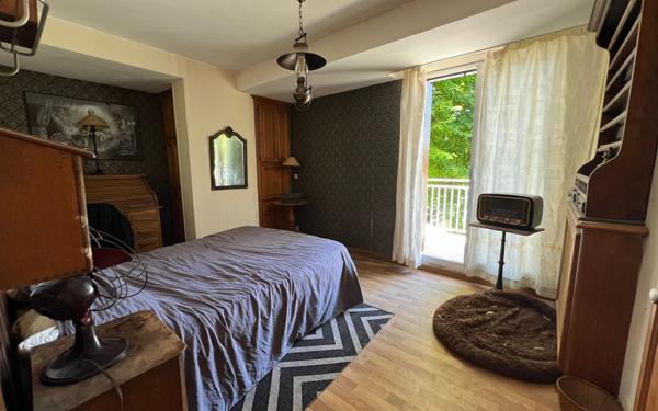 Maison à vendre    6 pièces • 133,95 m2 Le Pecq