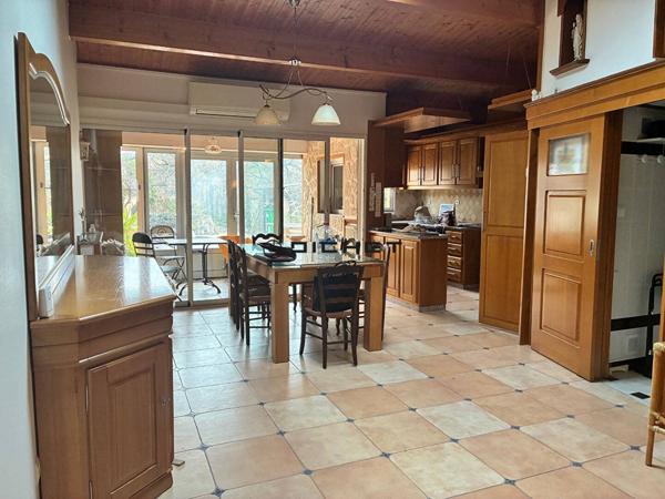 Maison 6 pièces 140 m²