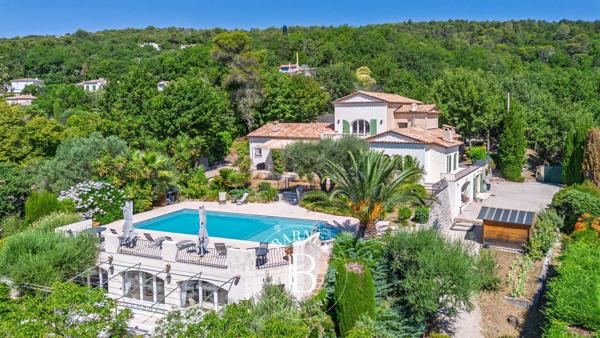Cabris, Villa 7 Chambres -  262 m² à vendre