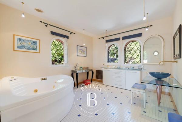 Cabris, Villa 7 Chambres -  262 m² à vendre