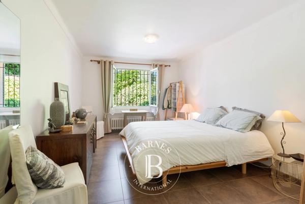 Cabris, Villa 7 Chambres -  262 m² à vendre