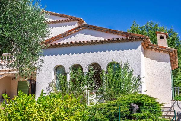 Cabris, Villa 7 Chambres -  262 m² à vendre