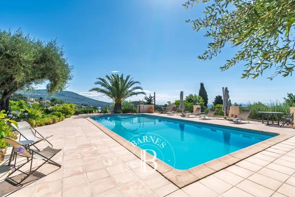 Cabris, Villa 7 Chambres -  262 m² à vendre