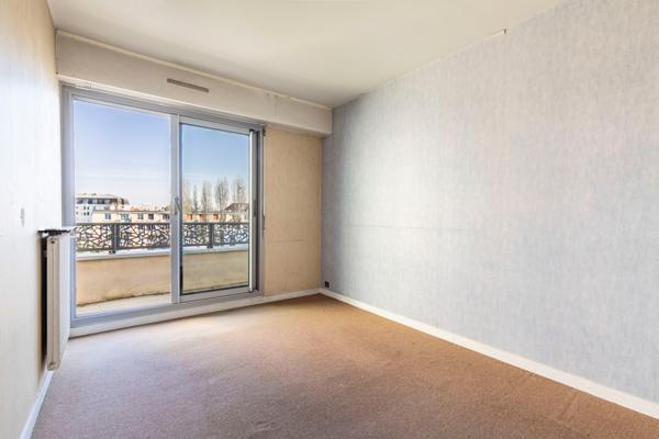 RUEIL-MALMAISON - COEUR DE VILLE - APPARTEMENT FAMILIAL 78 M² - 3 CHAMBRES - 3 BALCONS - 4e ETAGE/5 - BOX - CAVE -