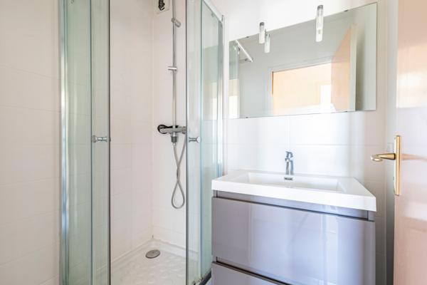 RUEIL-MALMAISON - COEUR DE VILLE - APPARTEMENT FAMILIAL 78 M² - 3 CHAMBRES - 3 BALCONS - 4e ETAGE/5 - BOX - CAVE -