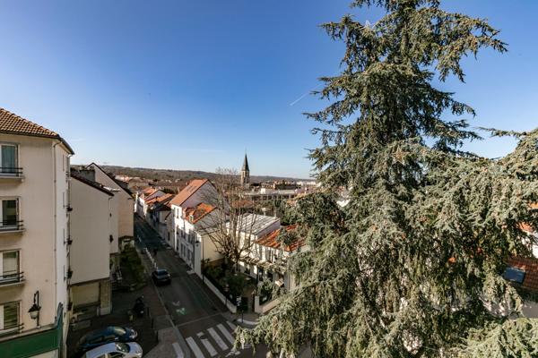 RUEIL-MALMAISON - COEUR DE VILLE - APPARTEMENT FAMILIAL 78 M² - 3 CHAMBRES - 3 BALCONS - 4e ETAGE/5 - BOX - CAVE -