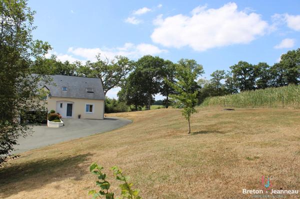 Pavillon en campagne proche d'Andouillé
