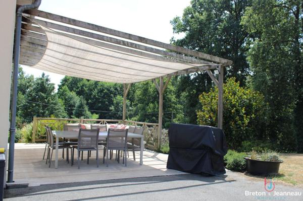 Pavillon en campagne proche d'Andouillé