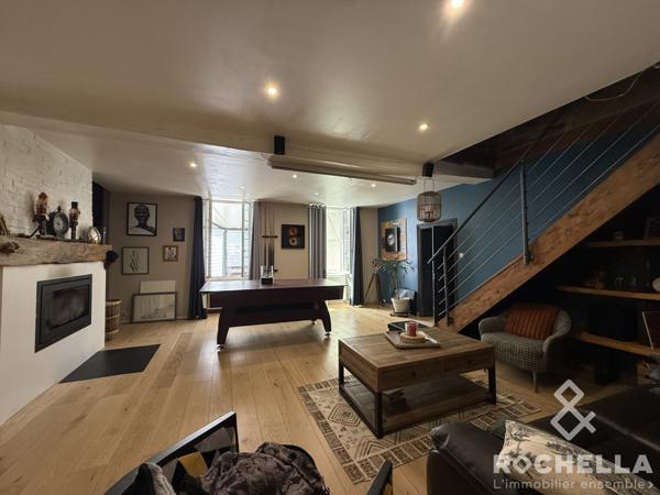 AULNAY MAISON FAMILLIALE AVEC UN GÎTE