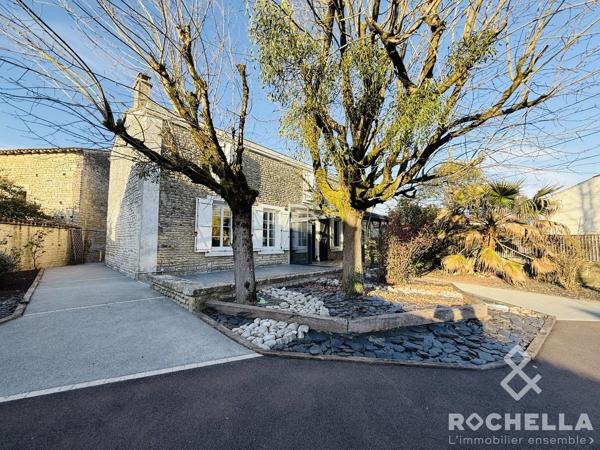 AULNAY MAISON FAMILLIALE AVEC UN GÎTE