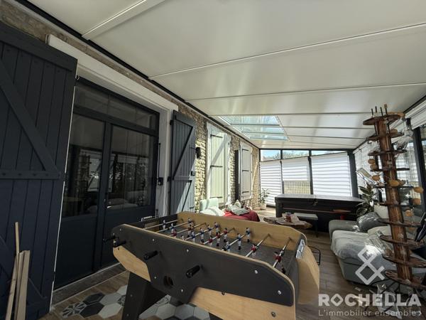 AULNAY MAISON FAMILLIALE AVEC UN GÎTE