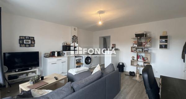Location Appartement 2 pièces 35.77 m² - St Julien Le Faucon 14140