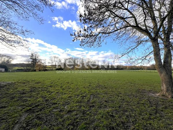 ENSEMBLE IMMOBILIER À VENDRE LA COMMUNE DE VAL-FOUZON AVEC 1.5 HECTARE