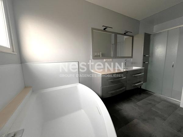 ENSEMBLE IMMOBILIER À VENDRE LA COMMUNE DE VAL-FOUZON AVEC 1.5 HECTARE