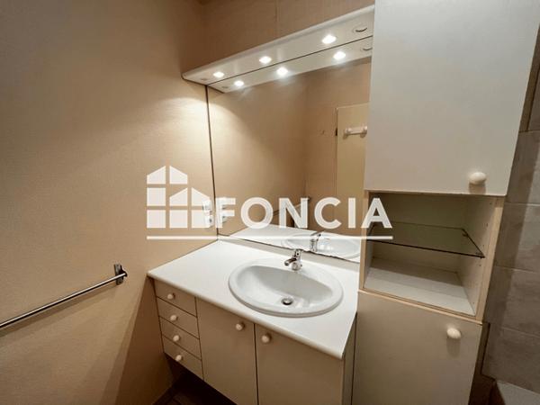 Location Appartement 3 pièces 67.94 m² - 6 RUE VILLARS Nantes 44100