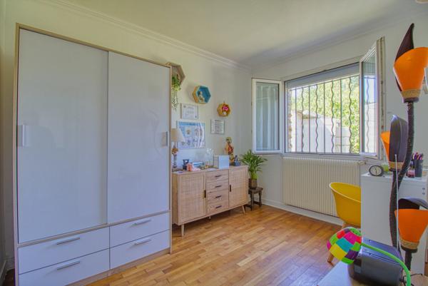 Magnifique maison meulière rénovée à deux pas des bords de Marne