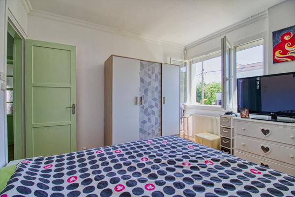 Magnifique maison meulière rénovée à deux pas des bords de Marne