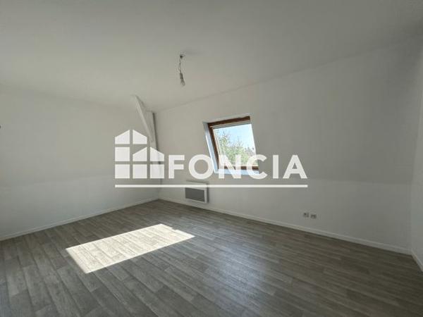 Location Appartement 4 pièces 109.3 m² - CLOS DE LA CHAPELLE La Chapelle Saint Mesmin 45380