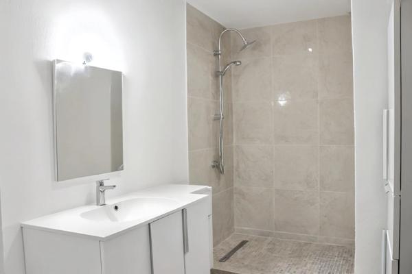 Immeuble de rapport en plein centre de GIGNAC (34)