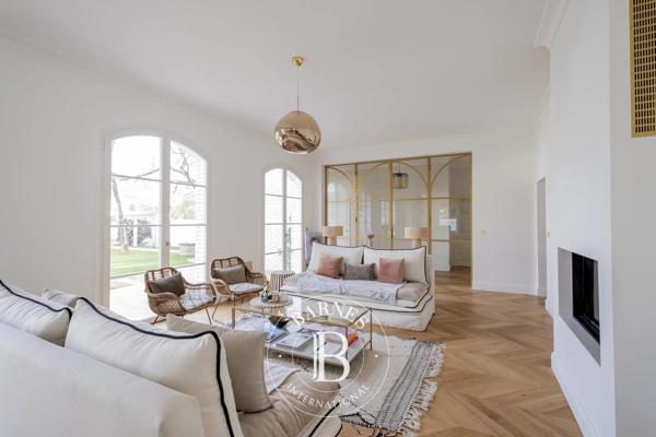 Bordeaux, Maison 5 Chambres -  300 m² à vendre