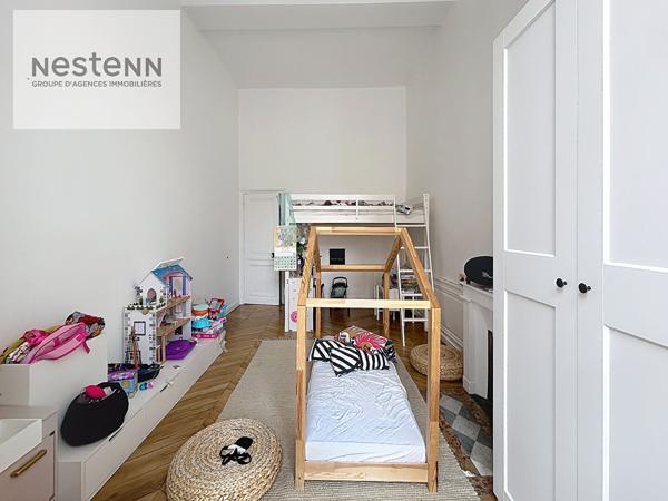 ORLEANS RUE ND RECOUVRANCE / LOIRE - APPARTEMENT MEUBLE T5 - PARKING - COEUR DE VILLE - EXCLUSIVITE