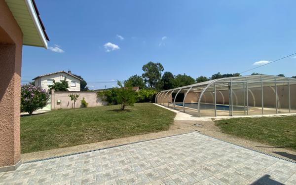 Maison à vendre    6 pièces •  Réalville