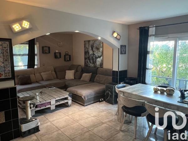 Maison traditionnelle 7 pièces de 189 m² à Montgeron (91230)