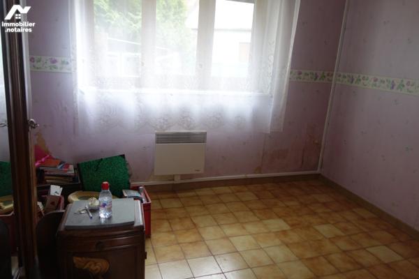 Maison, 2 chambres et cour