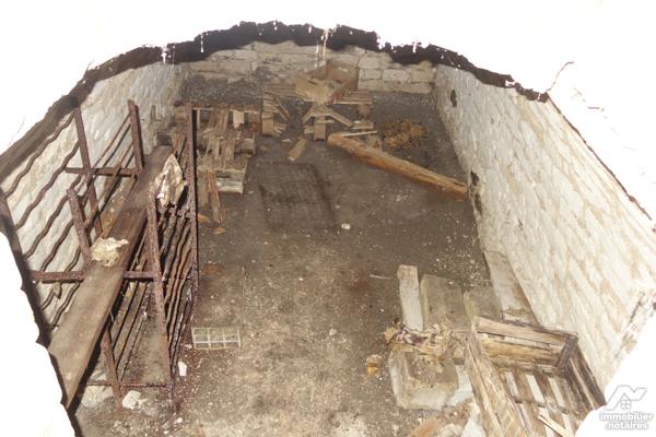 Maison, 2 chambres et cour