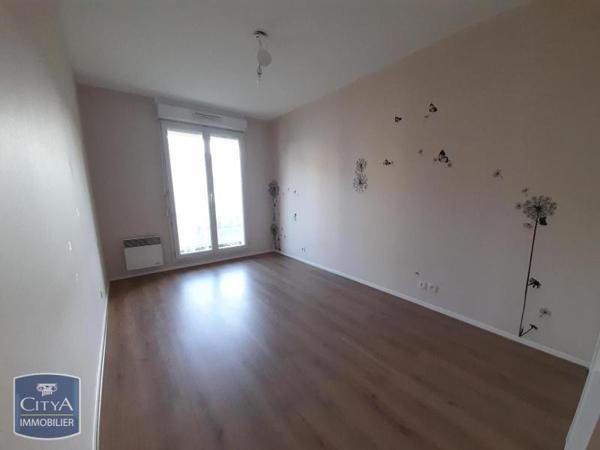 Appartement à louer 4 pièces 75.3m²