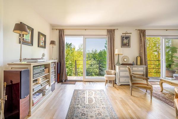 Chaville, Maison 4 Chambres -  150 m² à vendre