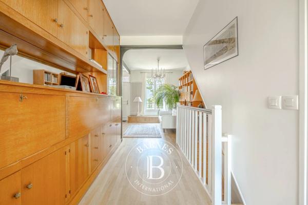 Chaville, Maison 4 Chambres -  150 m² à vendre