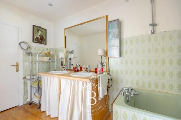 Chaville, Maison 4 Chambres -  150 m² à vendre