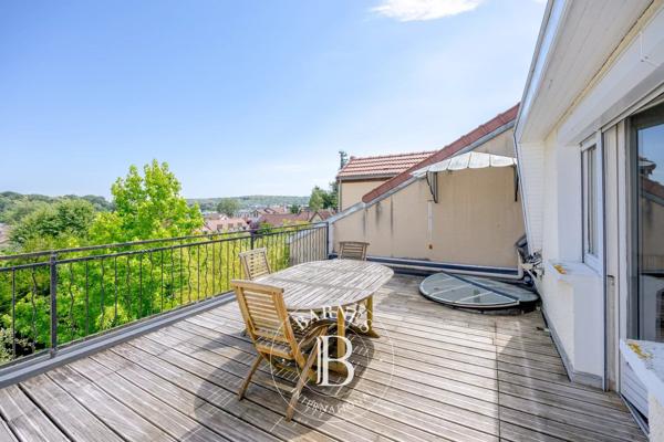 Chaville, Maison 4 Chambres -  150 m² à vendre